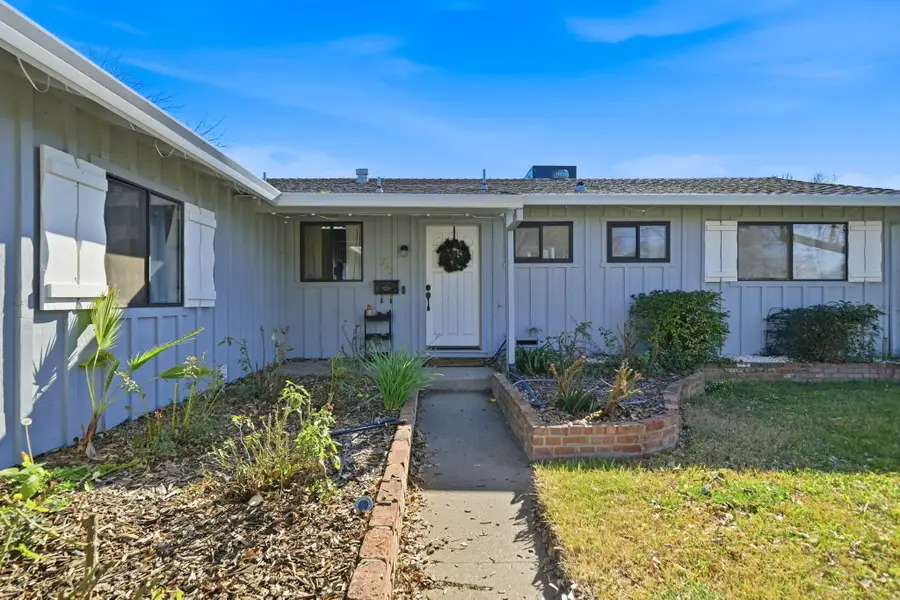 590 Brearcliffe Drive, Red Bluff, CA 96080 - Image #2
