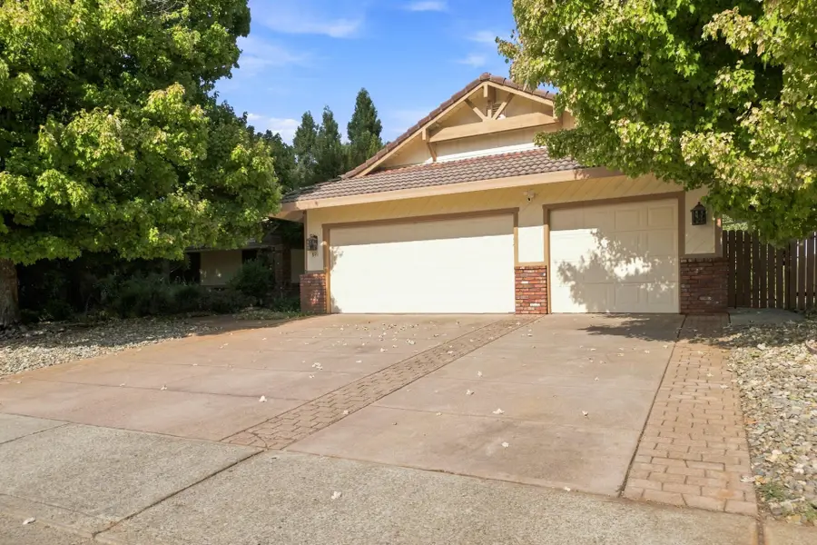 891 Sunriver Lane, Redding, CA 96001 - #2