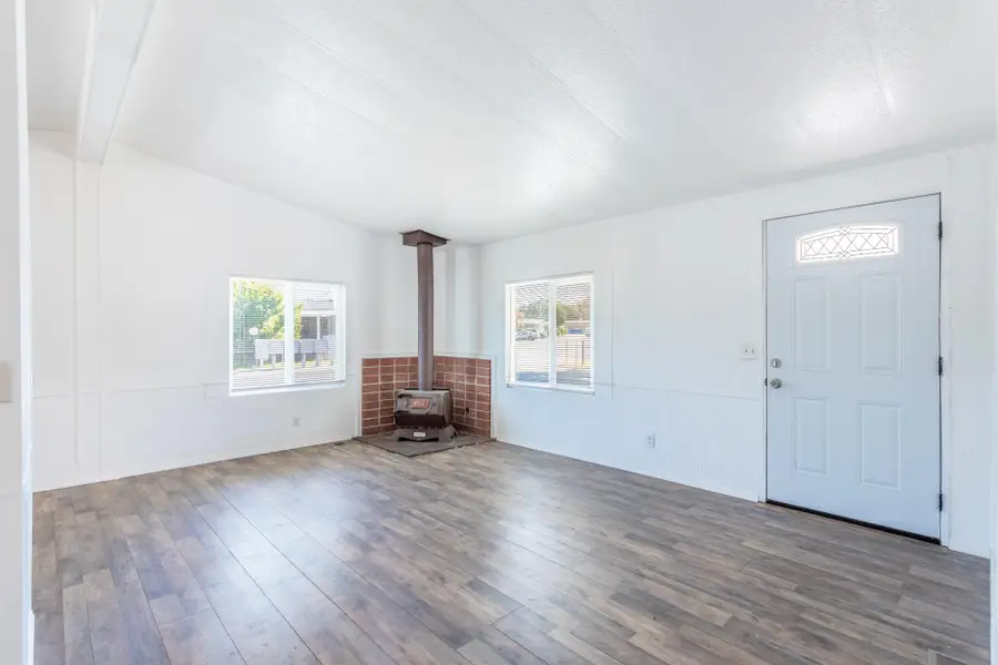 19964 Riverside Avenue, Anderson, CA 96007 - #2