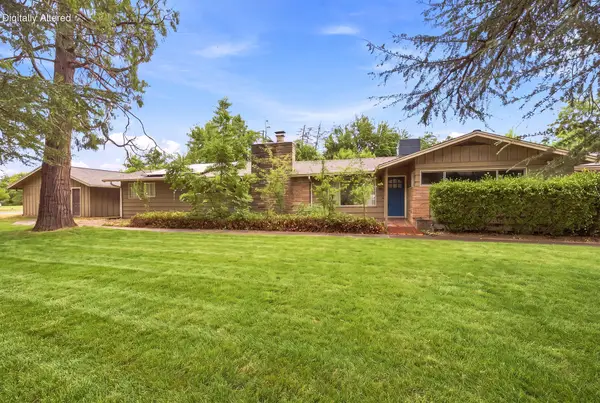 21249 Shelly Lane, Anderson, CA 96007