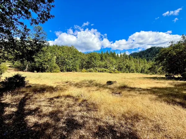 925 Kingsbury Road, Hayfork, CA 96041