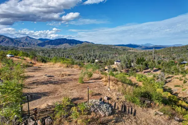 10804 Granite Drive, Shasta, CA 96087