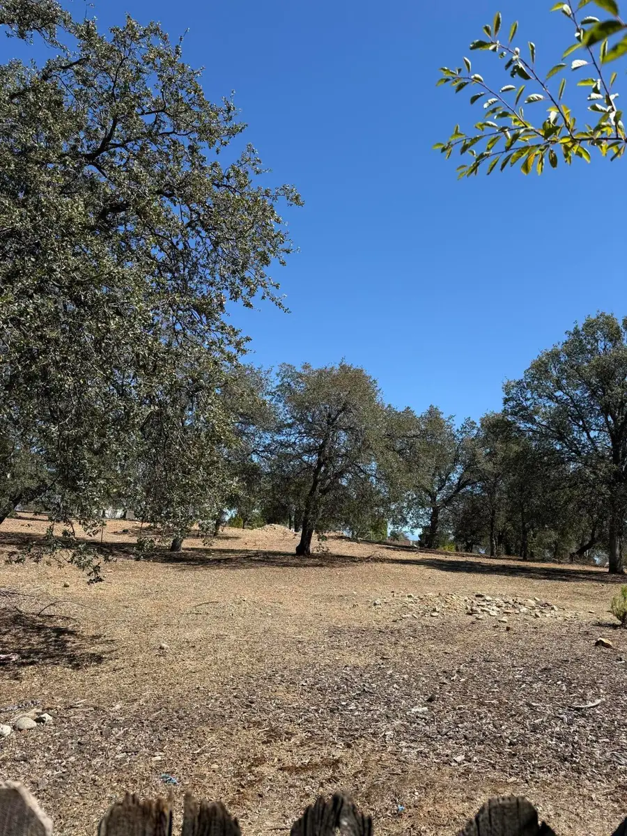 3605 Summit Drive, Redding, CA 96001 - #3
