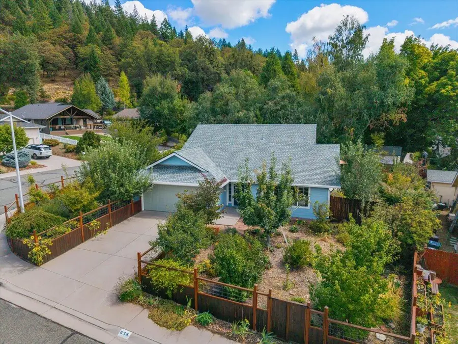 515 Mountain View Drive, Mount Shasta, CA 96067 - #2