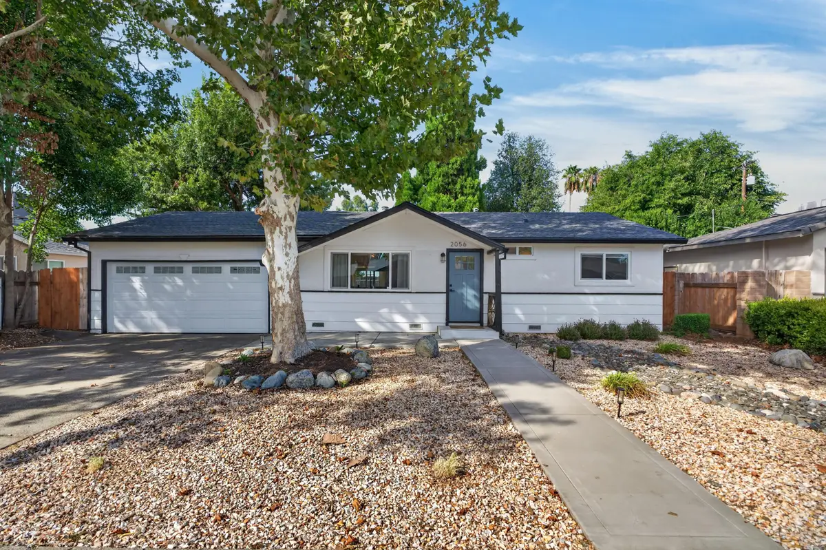 2056 Solar Way, Redding, CA 96002 - #1
