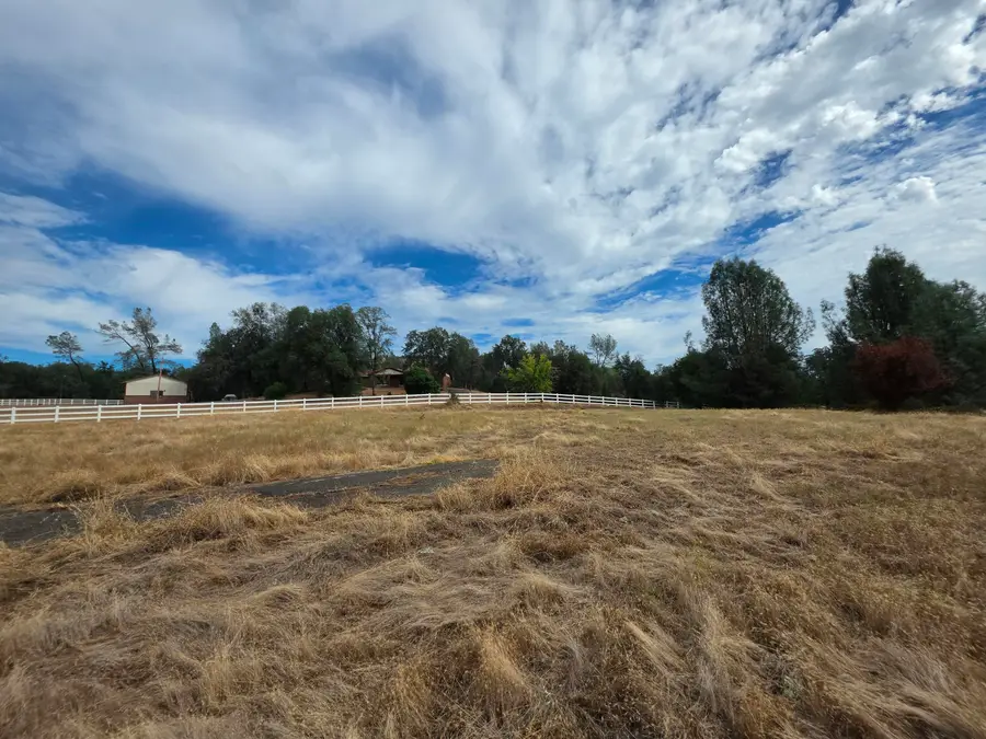 Tierra Oaks Drive, Redding, CA 96003 - #2