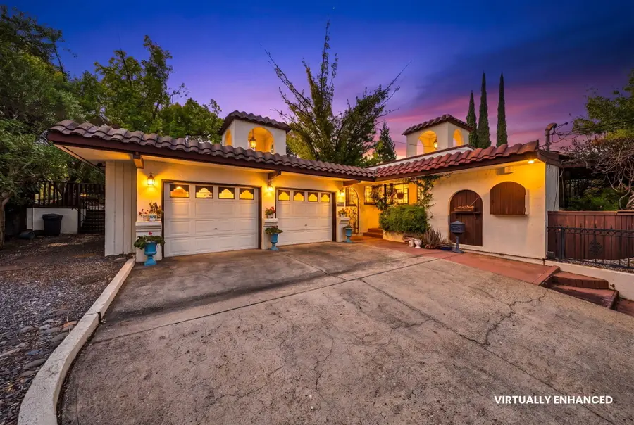 1220 Almond Avenue, Redding, CA 96001 - #2