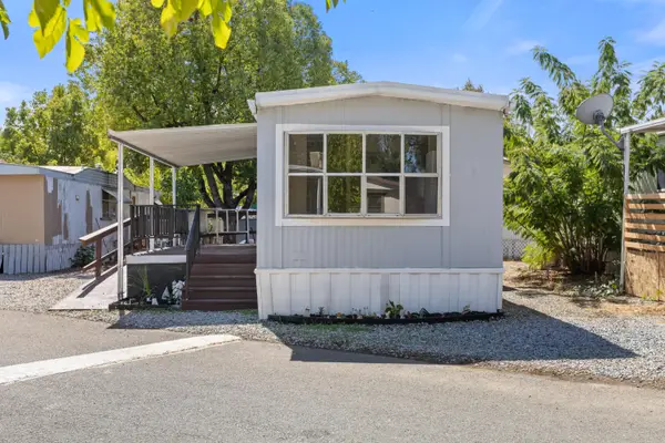 2200 Jewell Lane, Redding, CA 96001
