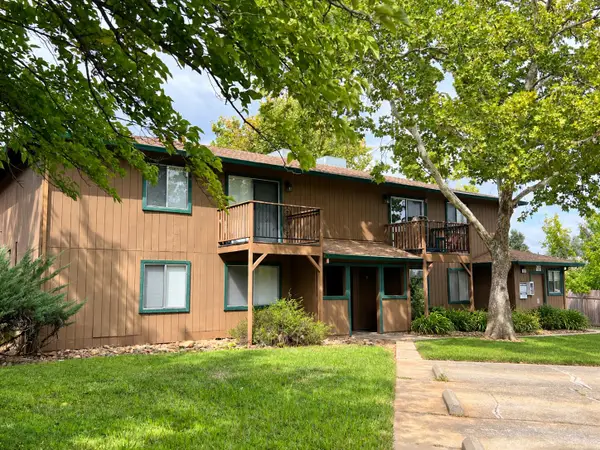 1690 Bramble Place, Redding, CA 96002