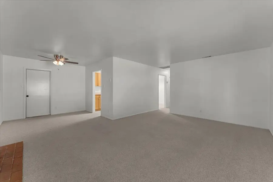 2266 Washington Avenue, Redding, CA 96001 - #3