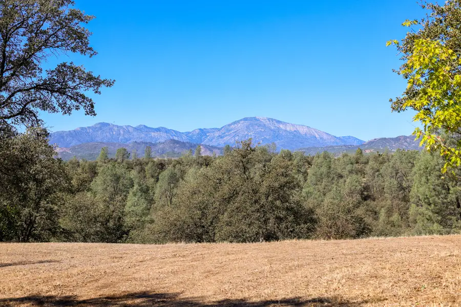 3295 Santa Rosa Way, Redding, CA 96003 - #2