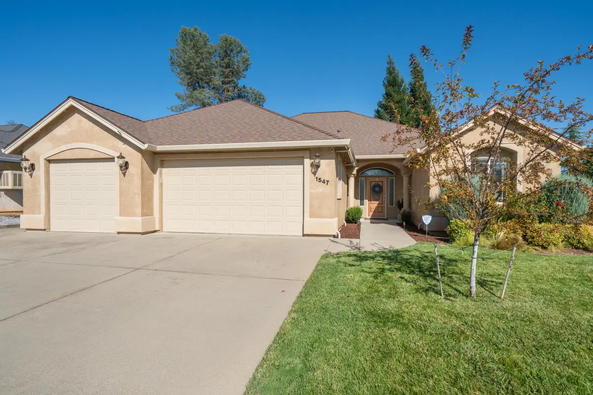1547 Saint Andrews Drive, Redding, CA 96003 - #1
