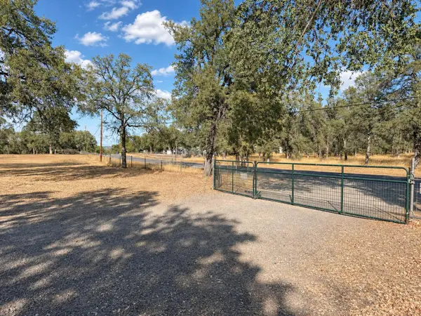 19285 Farquhar Road, Cottonwood, CA 96022