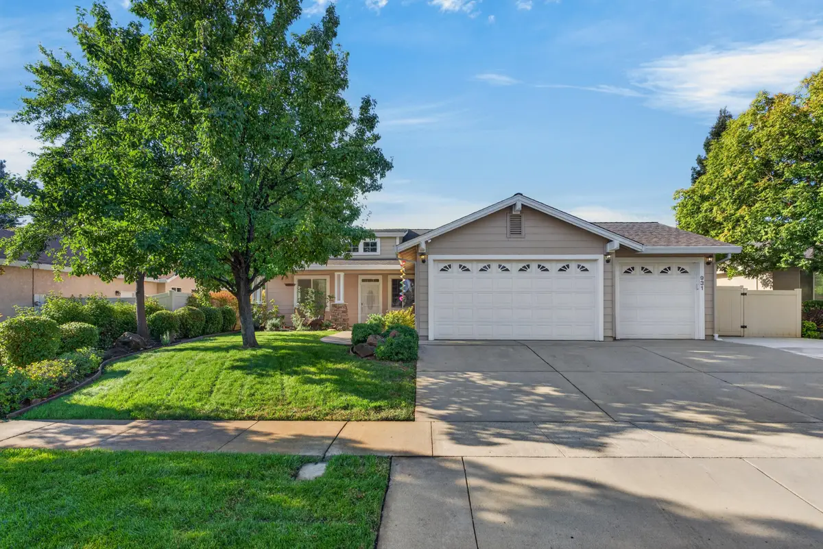 931 Leisha Lane, Redding, CA 96001 - #1