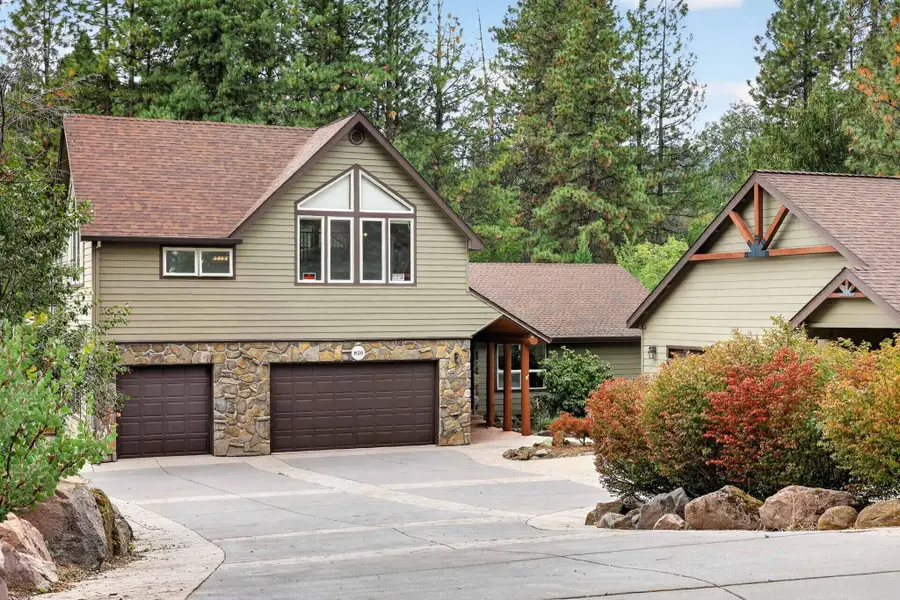 820 Michele Drive, Mount Shasta, CA 96067 - #2