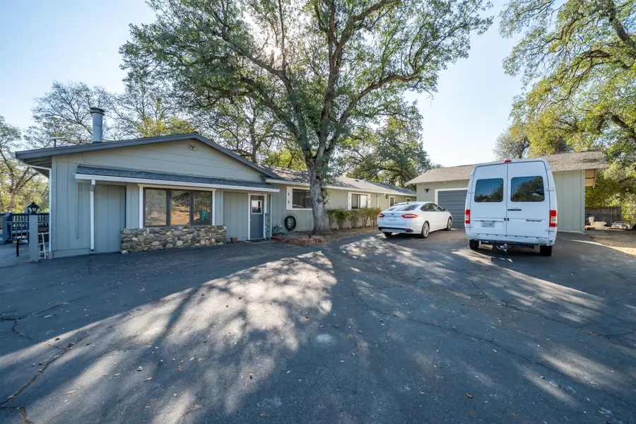 15799 Nauvoo Trail, Redding, CA 96001 - #2