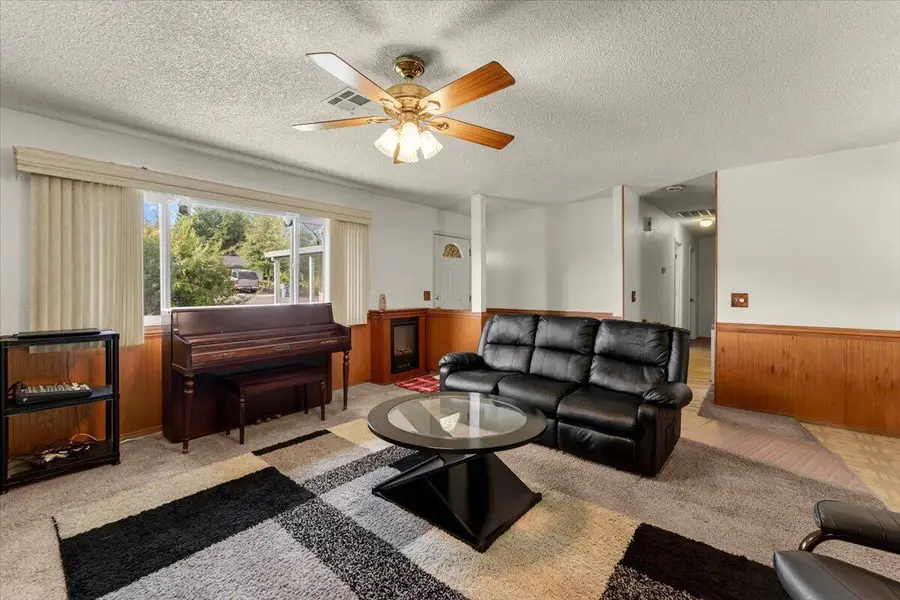 1210 Jaxon Way, Redding, CA 96003 - #3