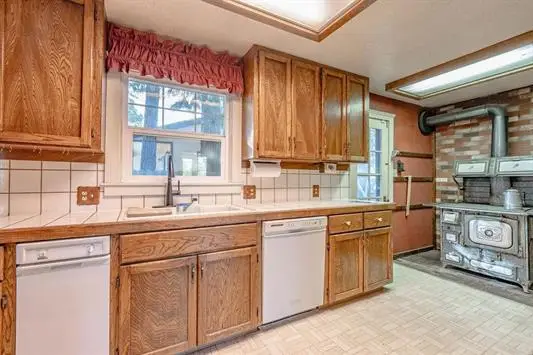1435 Riverside Drive, Susanville, CA 96130 - #3