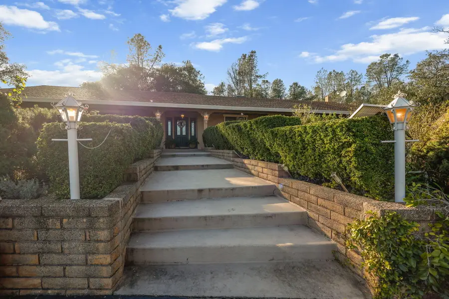 15624 Ranchland Drive, Redding, CA 96001 - #2