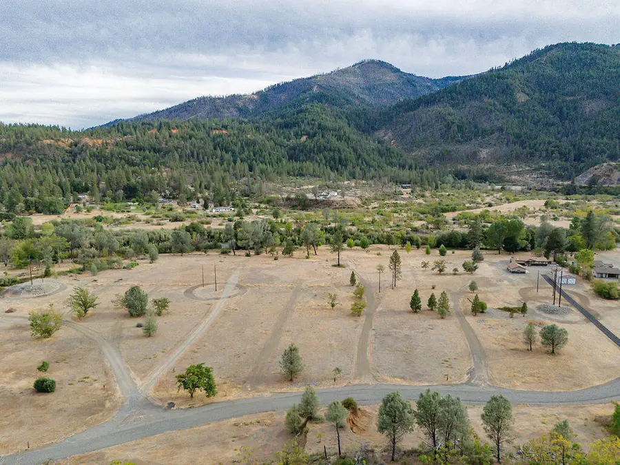 39592 State Hwy 299 W, Junction City, CA 96048 - #2