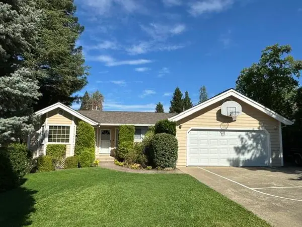 4330 Carlow Way, Redding, CA 96001