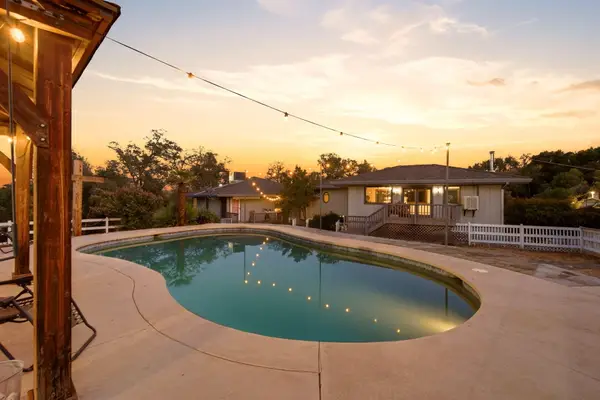 11620 Deschutes Road, Bella Vista, CA 96008