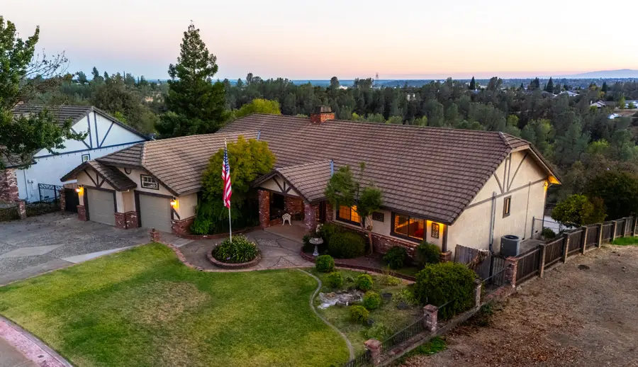 2857 Panorama Drive, Redding, CA 96003 - #3