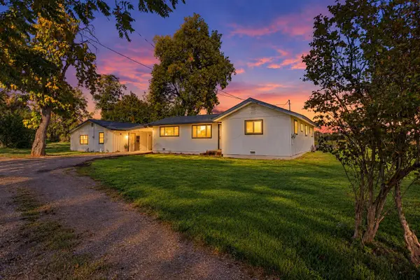 19002 W Niles Lane, Redding, CA 96002