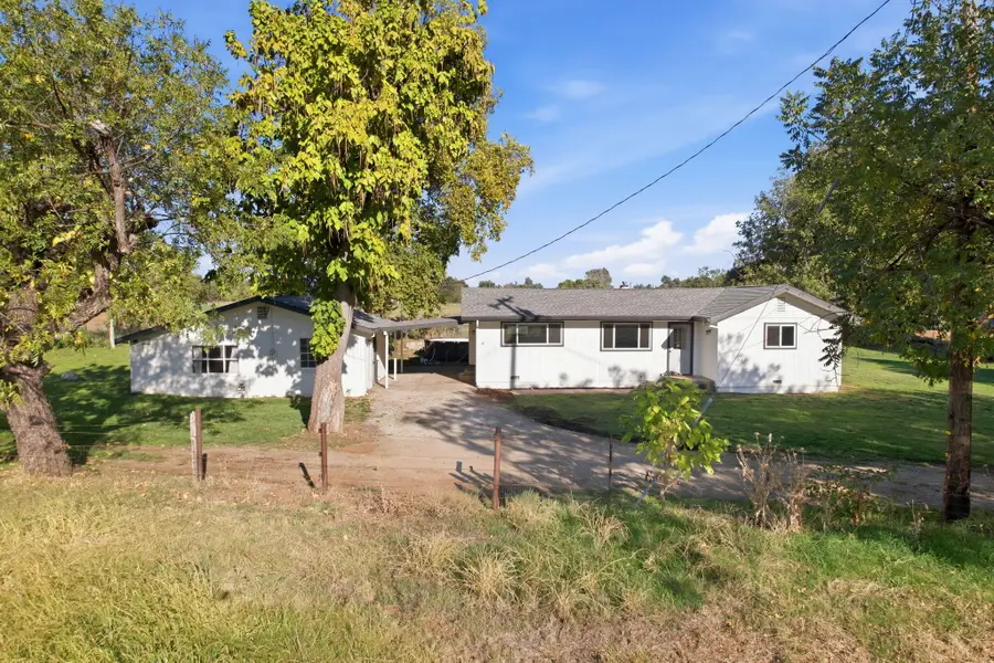 19002 W Niles Lane, Redding, CA 96002 - #2