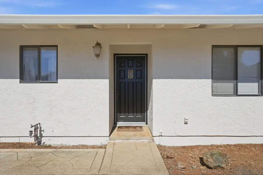 1852 Shasta Pines Way, Redding, CA 96002 - #2