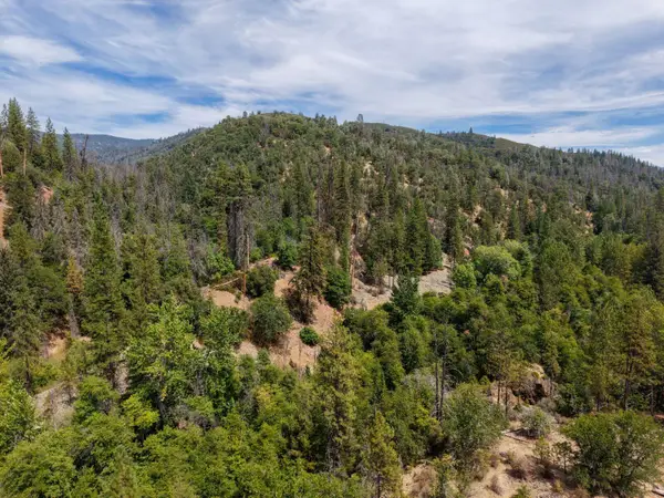 3529 Indian Creek Road, Douglas City, CA 96024