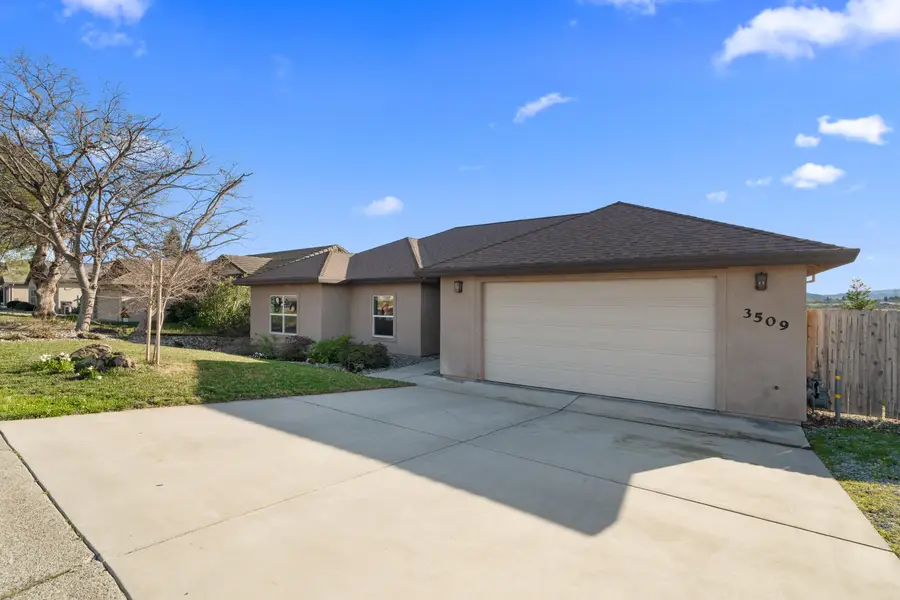 3509 Old Lantern Drive, Redding, CA 96003 - #2
