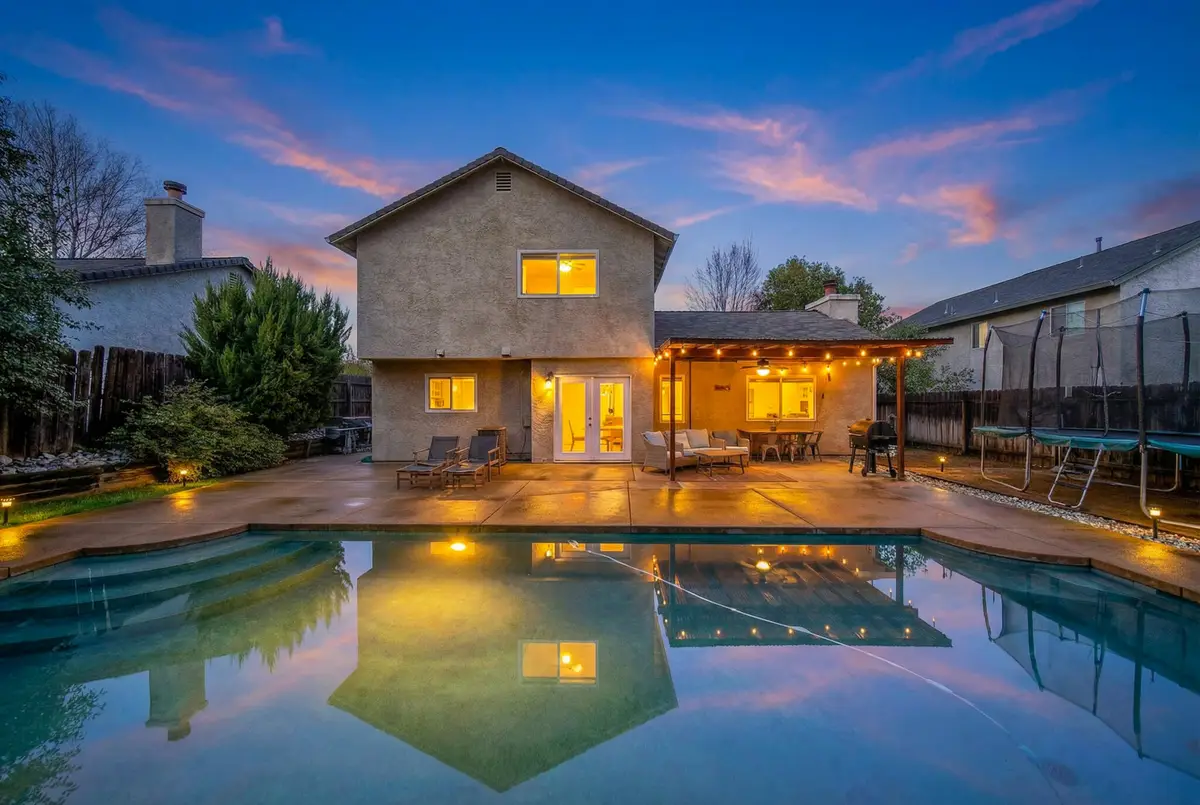 707 Alamine Drive, Redding, CA 96003 - #1