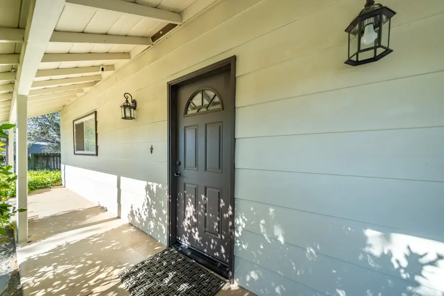 688 Julie Way, Redding, CA 96002 - #3