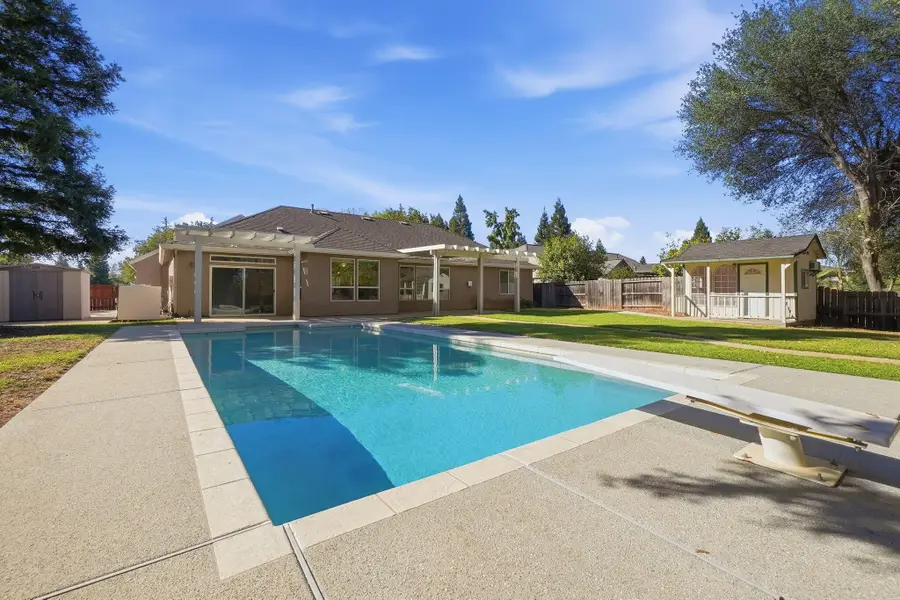 4381 Key West Drive, Redding, CA 96002 - #2