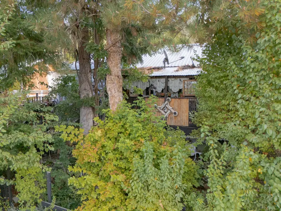 166 Cascade Drive, Lewiston, CA 96052 - #2