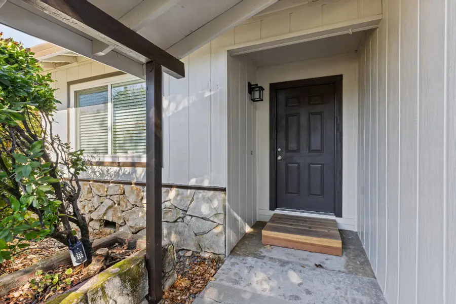 1088 De Moll Drive, Redding, CA 96002 - #3