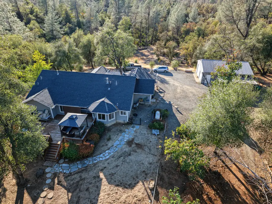 8634 Simmons Road, Redding, CA 96001 - #2