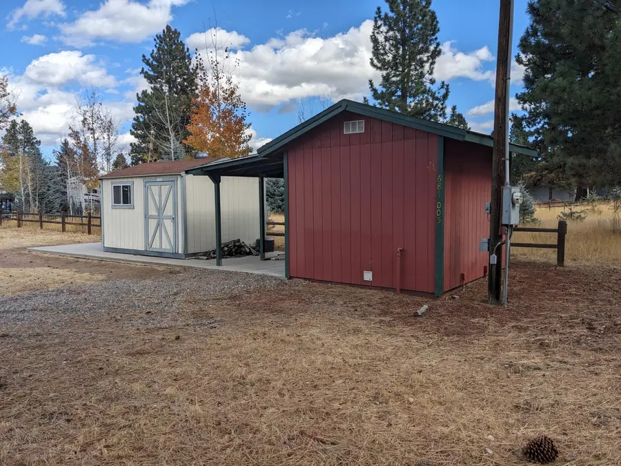 687-005 Cedar Way, Susanville, CA 96130 - #3