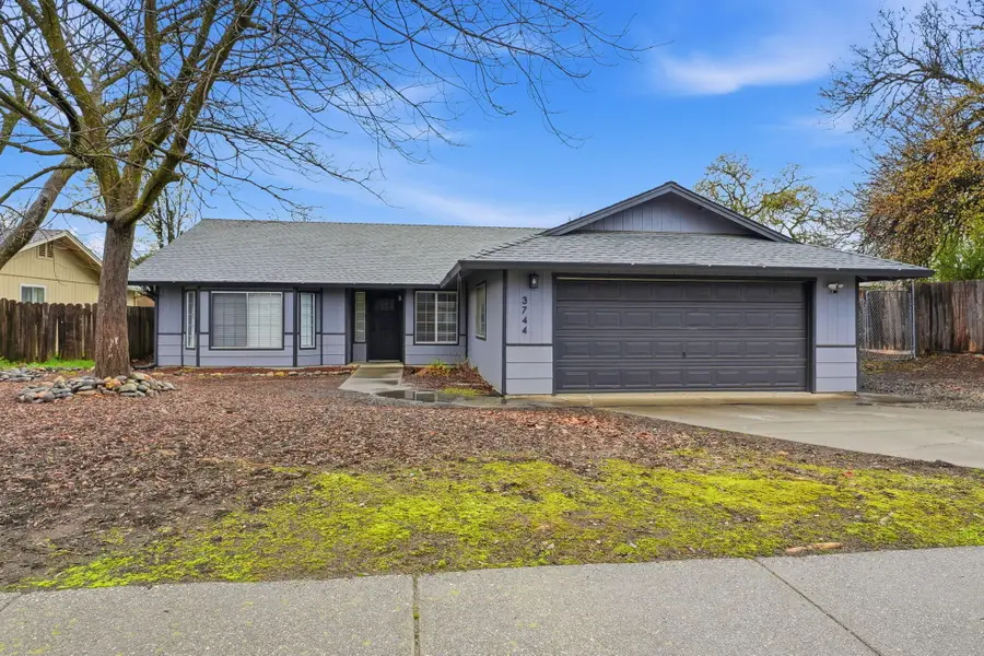 3744 Wolverine Drive, Redding, CA 96001 - #2