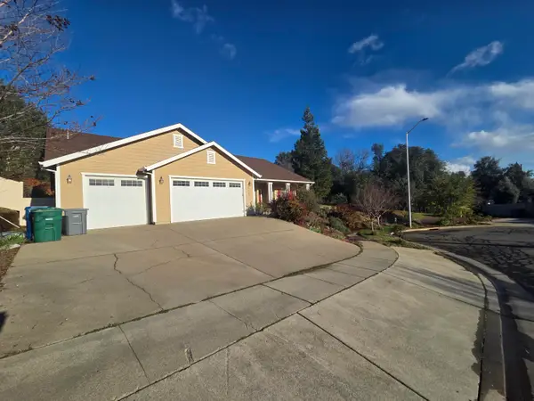 1163 Sunriver Lane, Redding, CA 96001