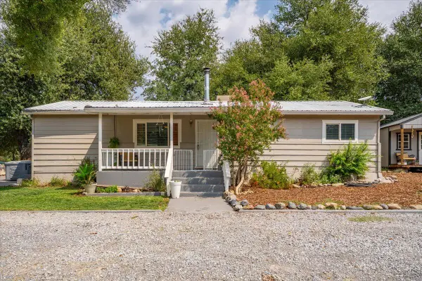 18280 Vista Lane, Cottonwood, CA 96022