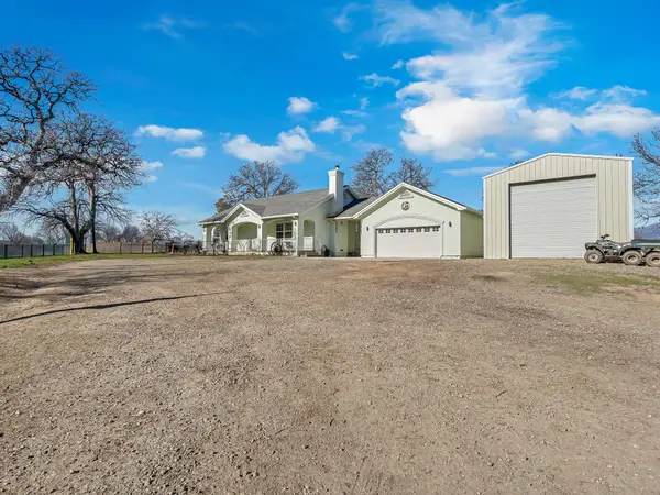 13725 Gas Point Road, Igo, CA 96047