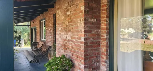 1715 Barbara Road, Redding, CA 96003