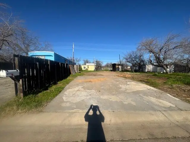 4160 Easter Avenue, Redding, CA 96003 - #2