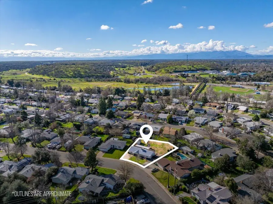 1594 Lodgepole Avenue, Anderson, CA 96007 - #3