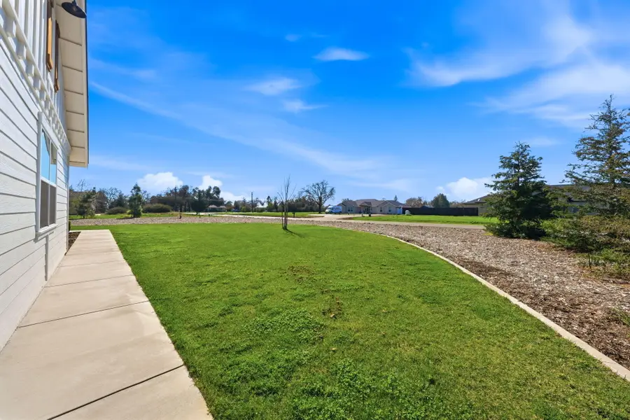 6685 Scenic Oak Court, Anderson, CA 96007 - #3