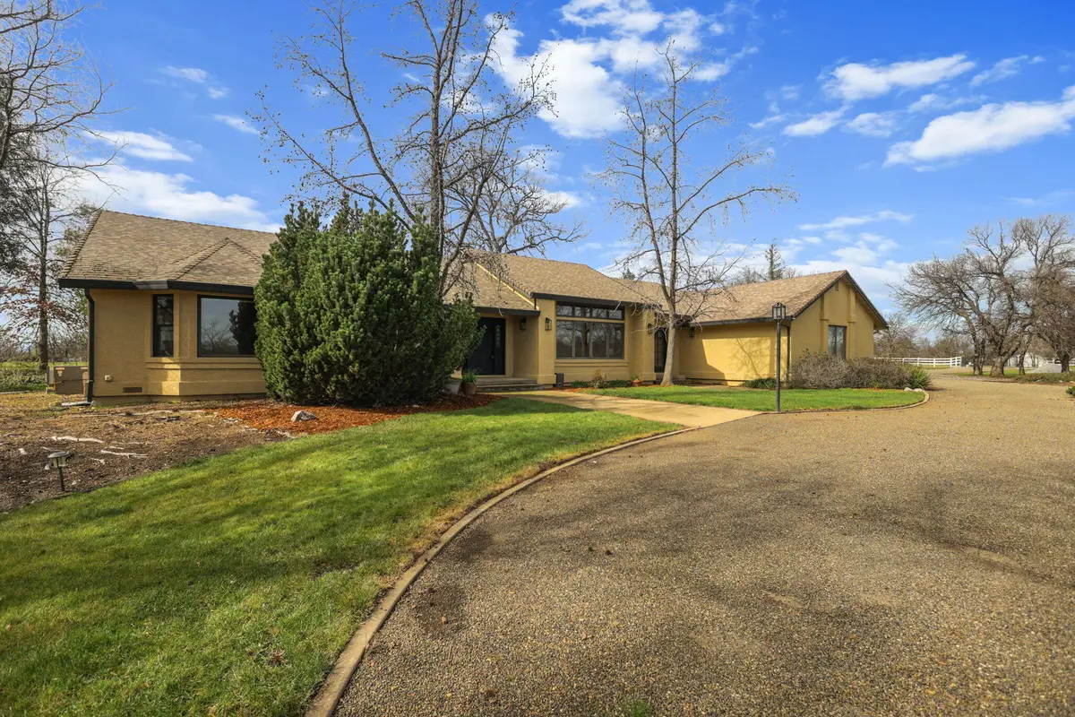 21375 Little Meadow Lane, Redding, CA 96002 - #1