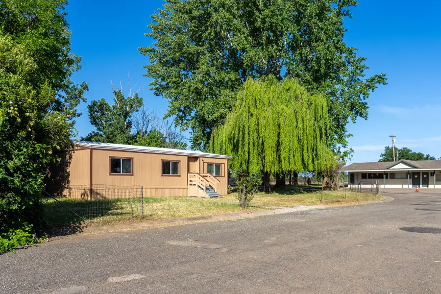 21133 Ronald Street, Anderson, CA 96007 - #2