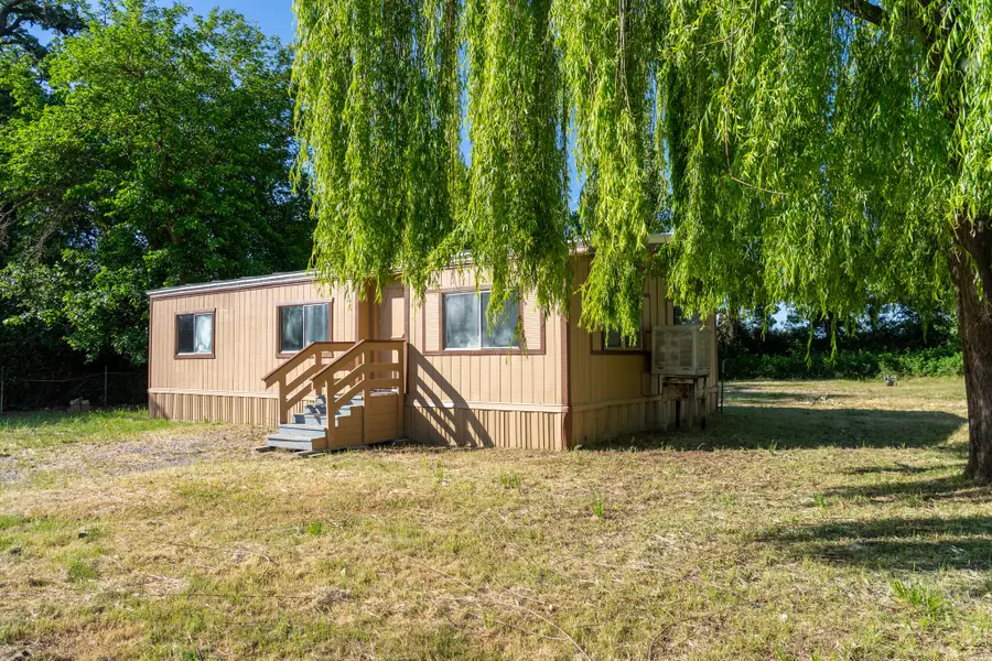 21133 Ronald Street, Anderson, CA 96007 - #3